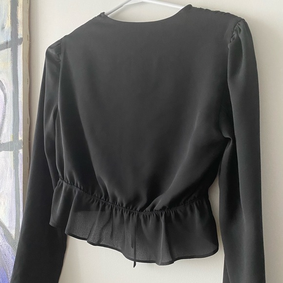Sunday Best Cropped Black Blouse - Picture 3 of 4